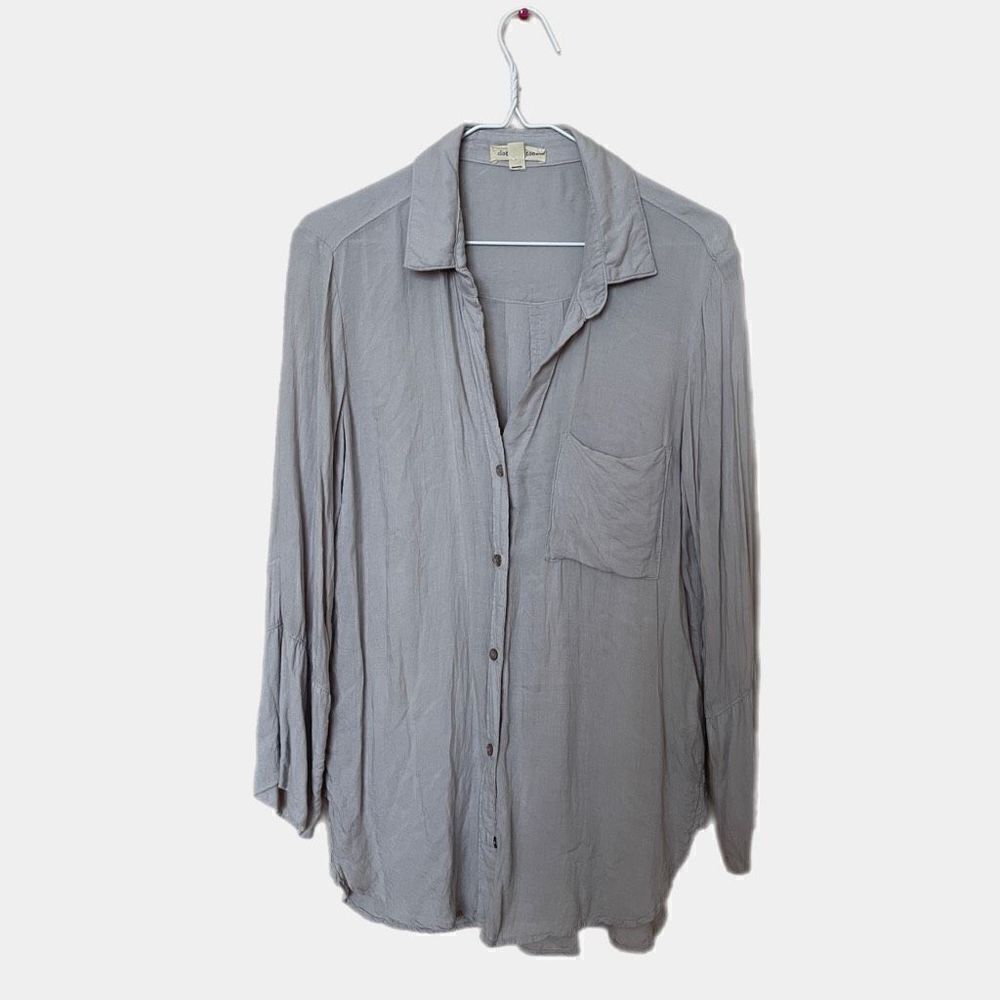 Cloth and Stone Anthropologie Womens Button Down Shirt Small With front Pocket